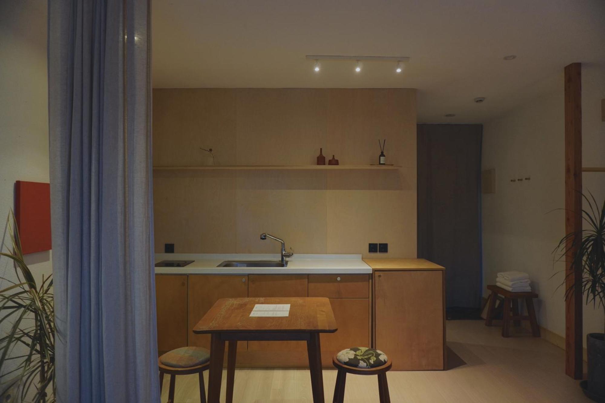 At Corner Resort & Garden Jeju Extérieur photo