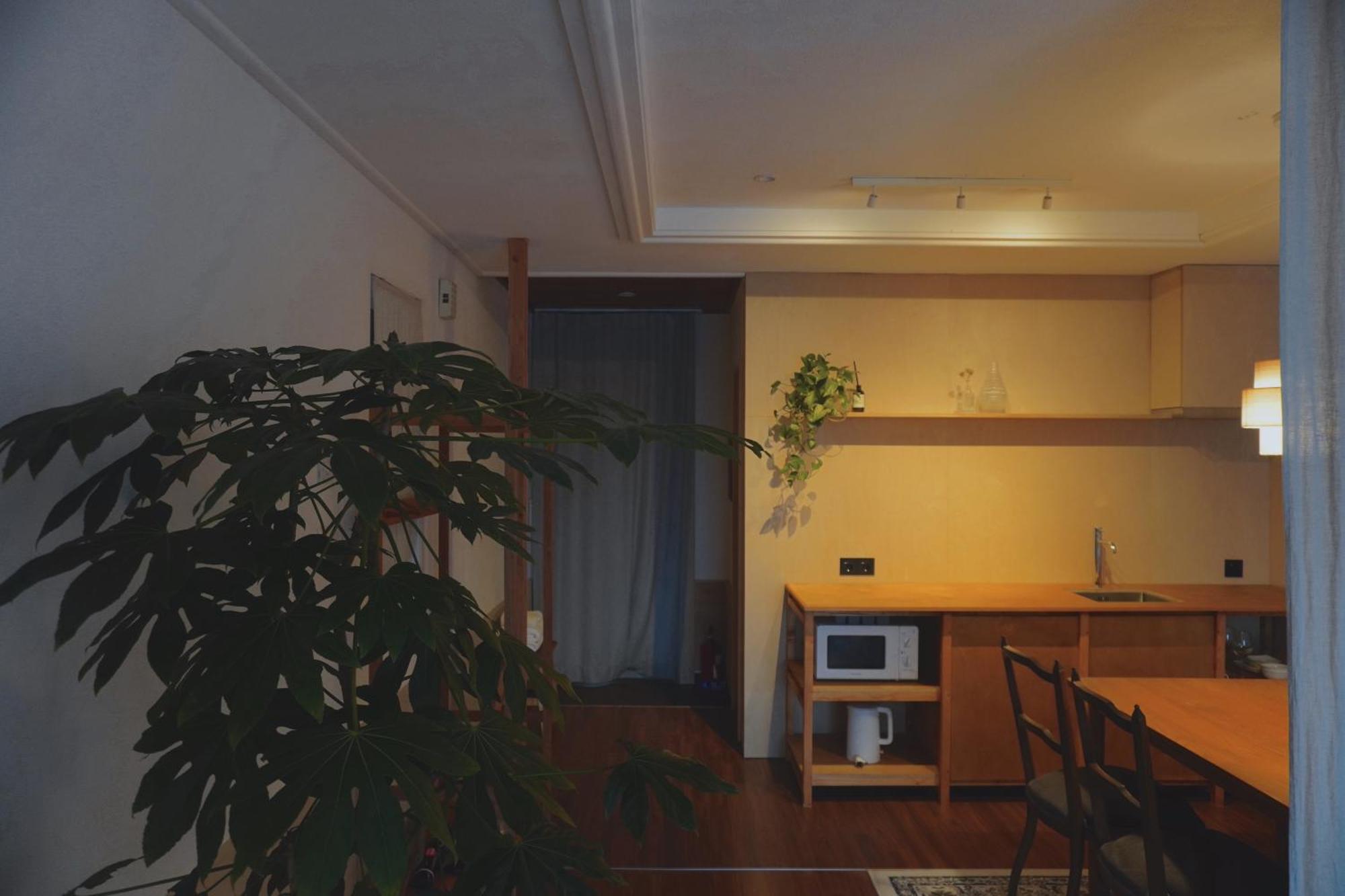 At Corner Resort & Garden Jeju Extérieur photo