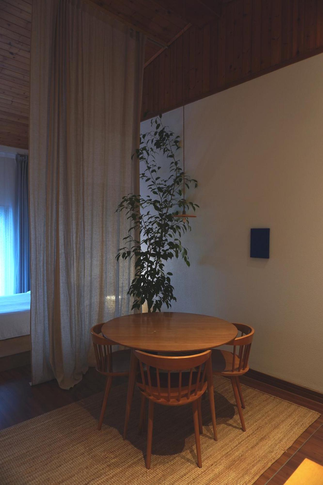 At Corner Resort & Garden Jeju Extérieur photo
